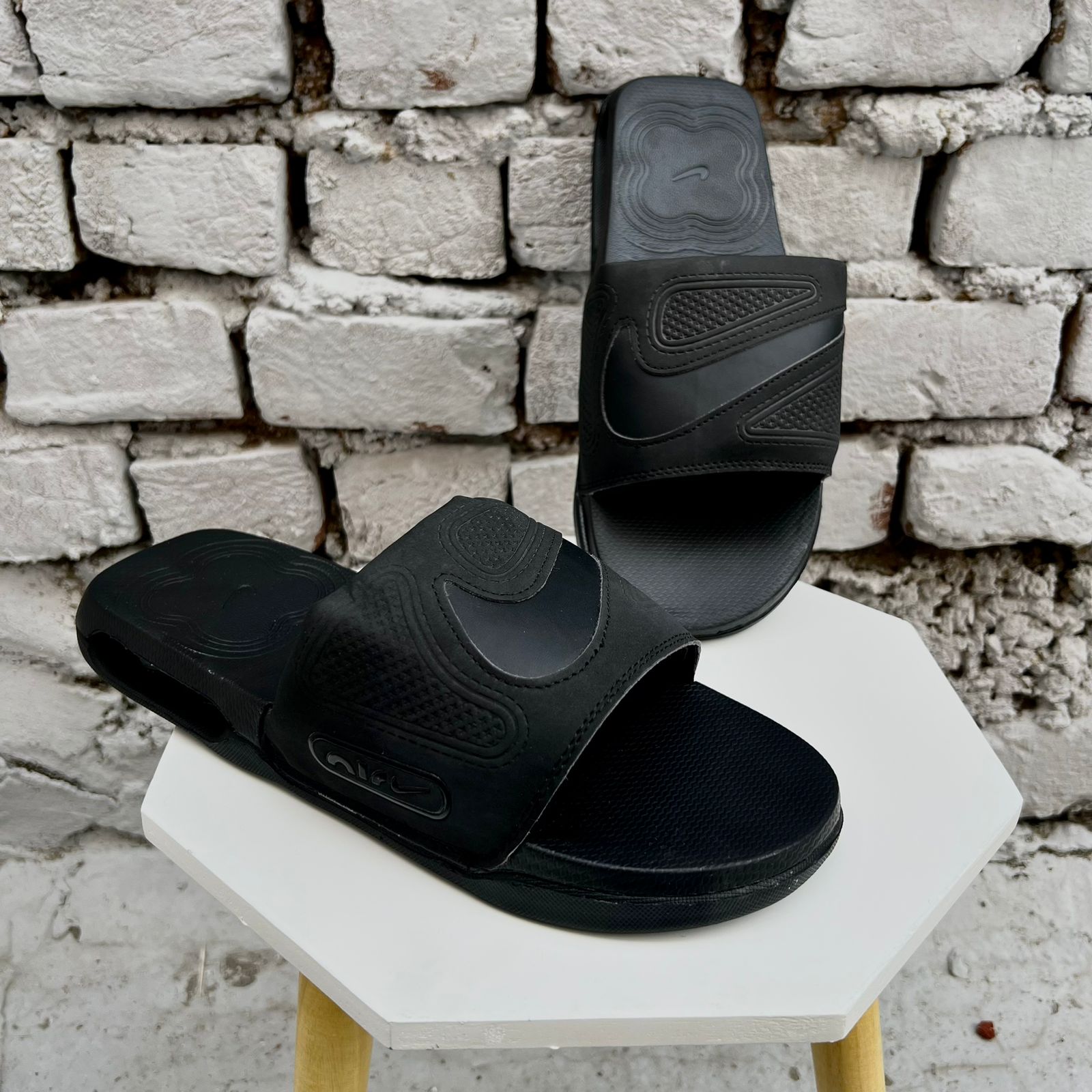 Nike Air Max Cirro Slides (All Black)